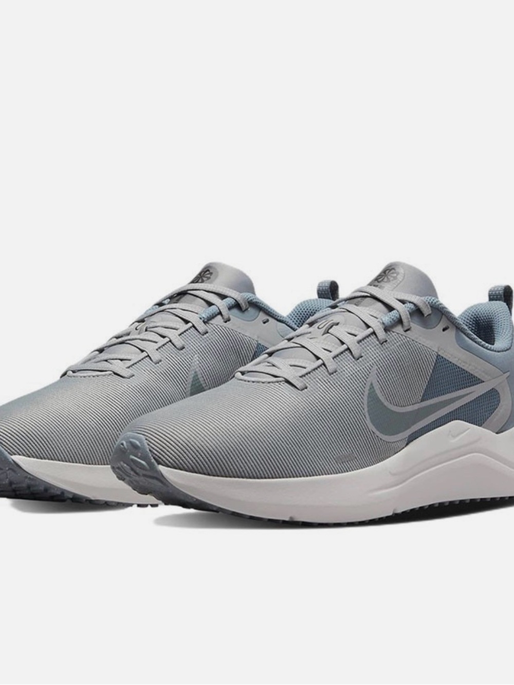 Size 11.5 - Nike Downshifter 12 Light Smoke Grey Photon Dust